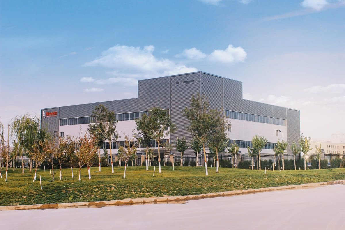 Bimeda’s state-of-the-art manufacturing facility in Shijiazhuang, Hebei Province, was designed and built to the China Human Drug GMP standard.